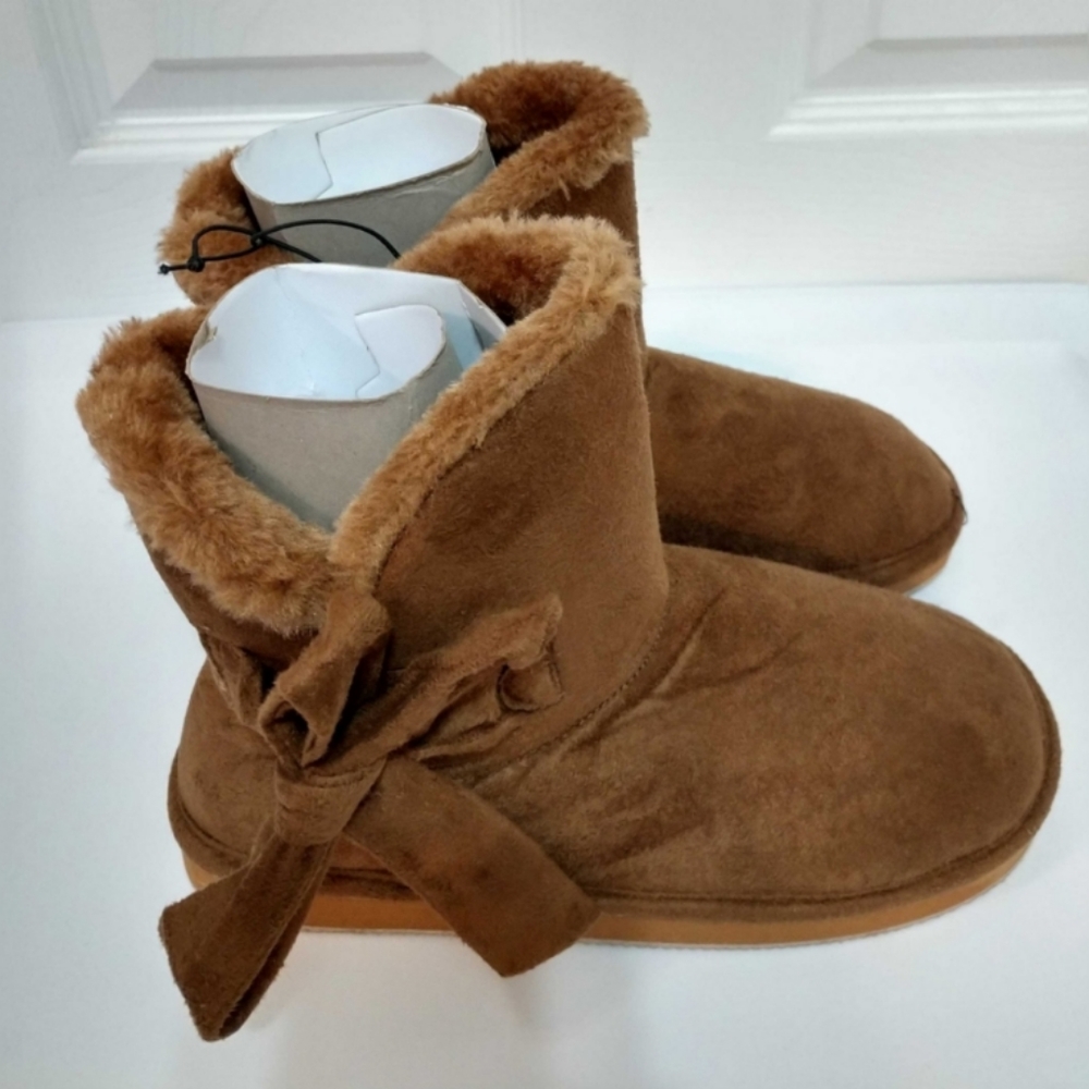 NEW Sunville Women's Booties Brown Size 6